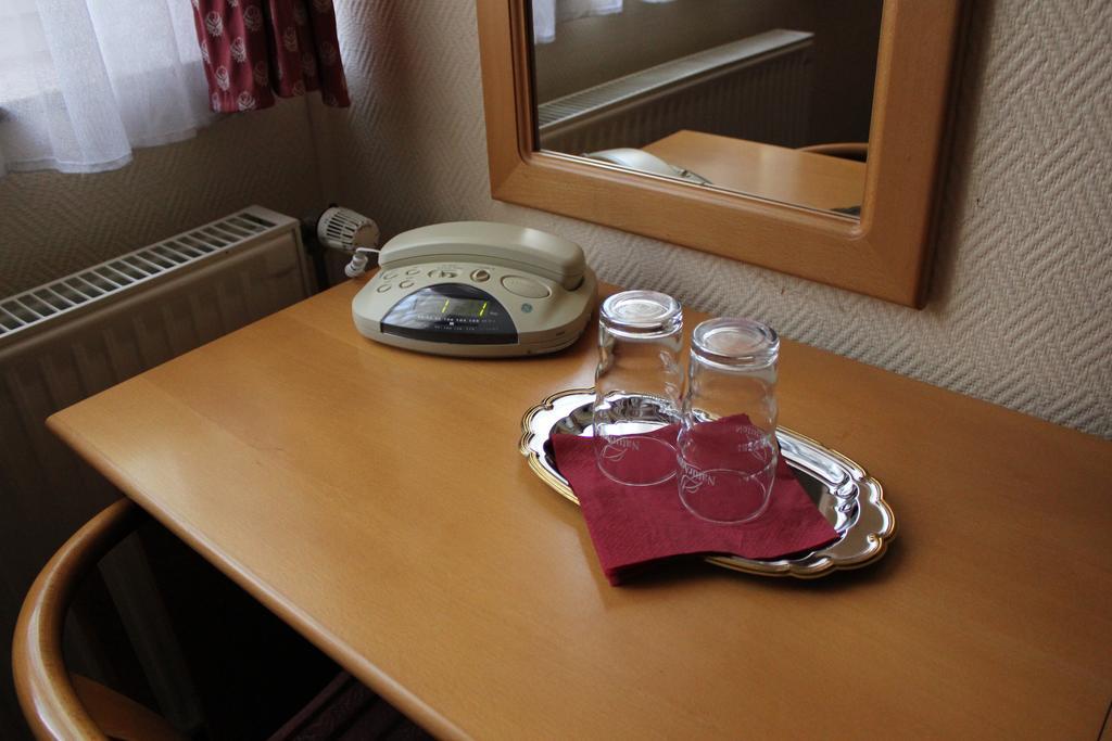 Hotel Blaha Lujza بالاتونفوريد الغرفة الصورة