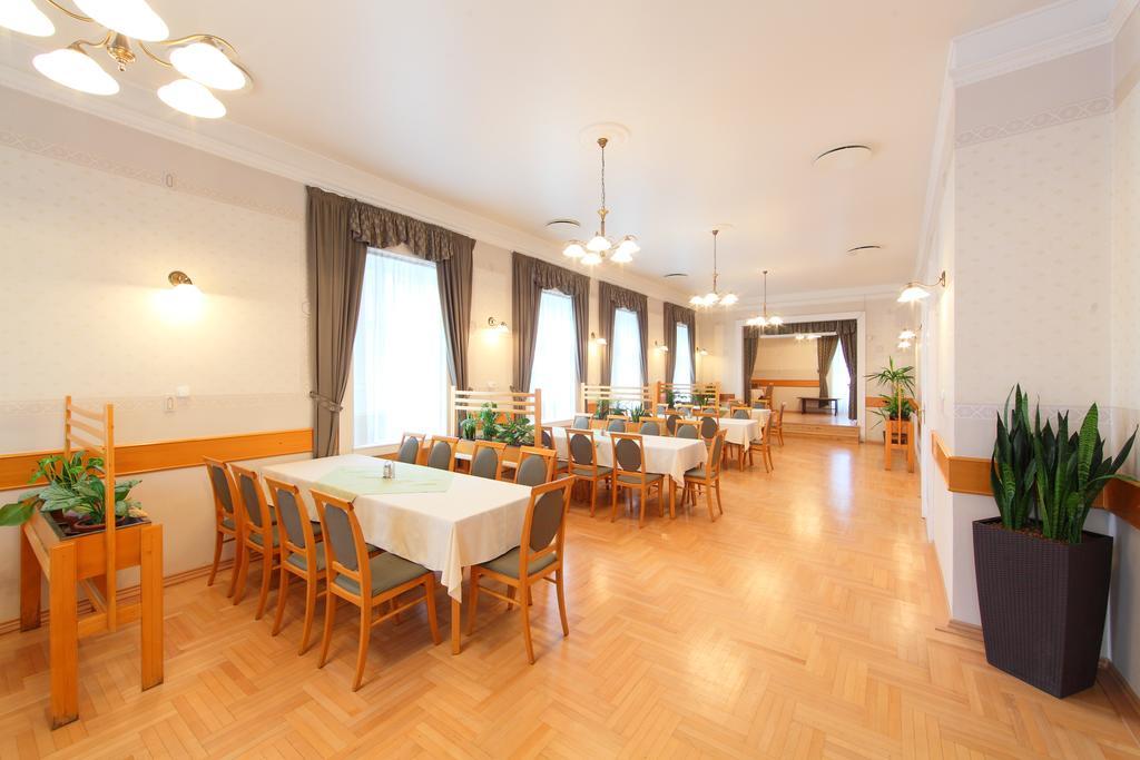 Hotel Blaha Lujza بالاتونفوريد المظهر الخارجي الصورة